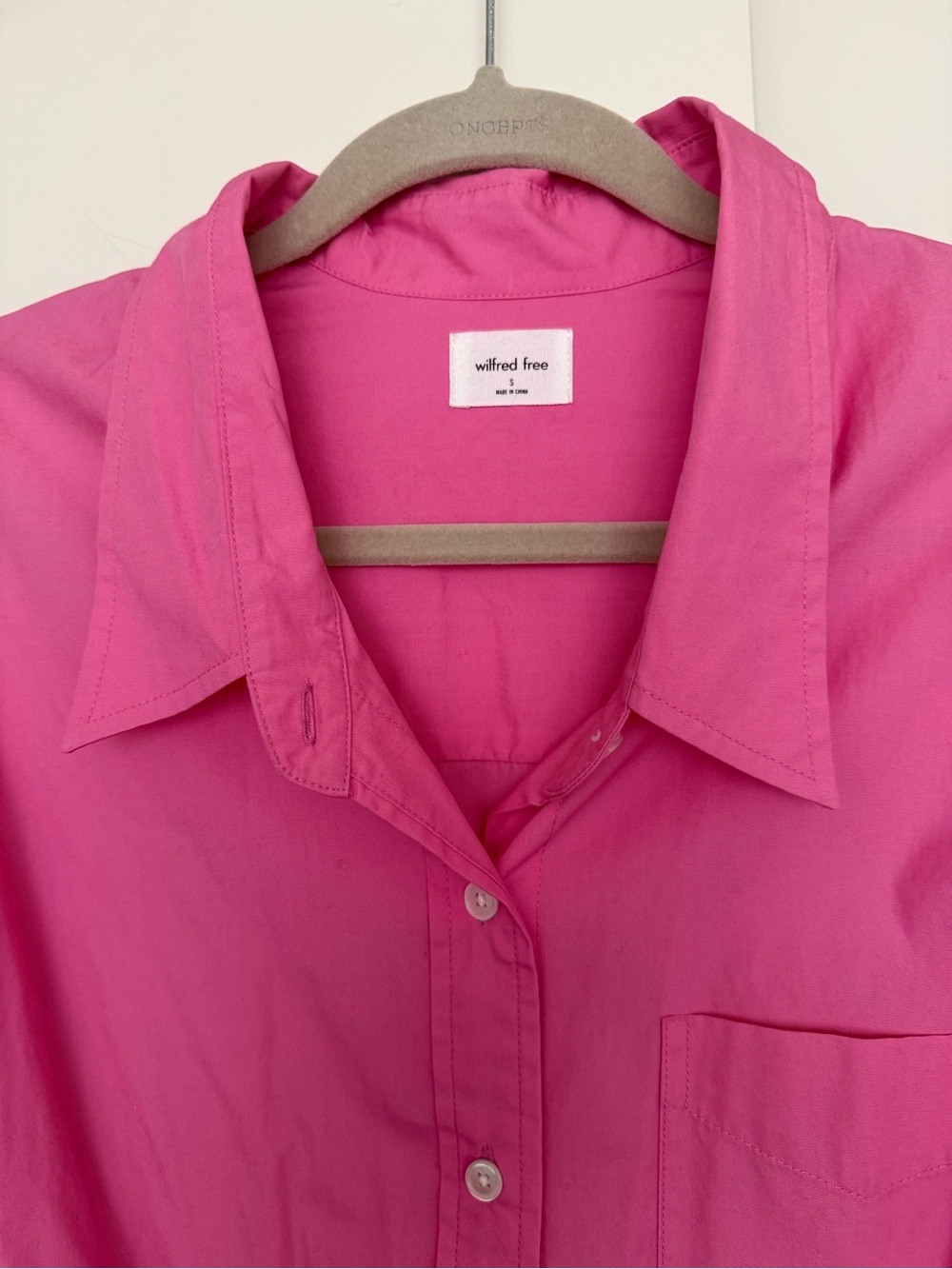 Bright Pink Aritzia WILFRED FREE Cotton Button-Down Shirt NWT Size S - Picture 2 of 4